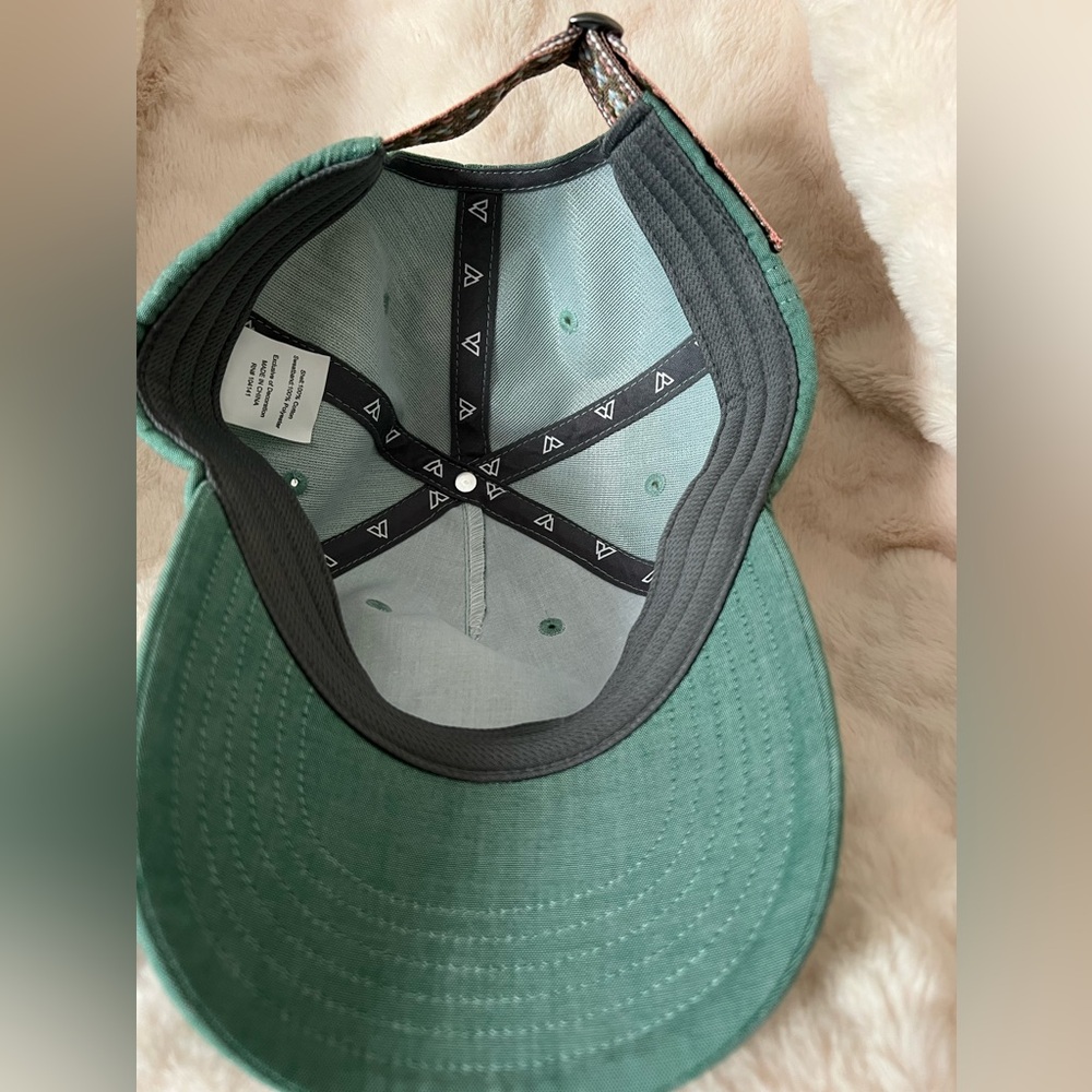 Geometric bear hat - Picture 3 of 3